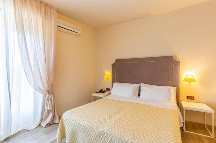 Hotel Rosa Dei Venti Леричі Екстер'єр фото